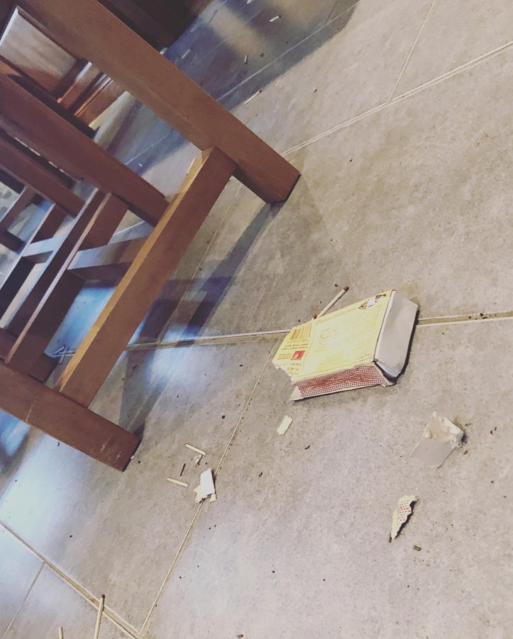 90B4BD3C-26A6-4EE4-8EEE-1F88E4D07C1E